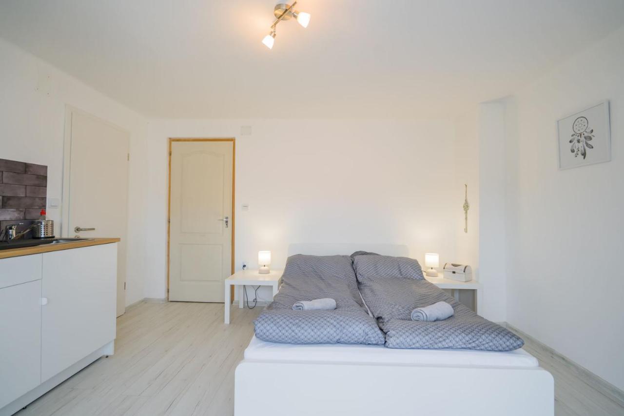 Zigzag Apartman Siofok Exterior photo